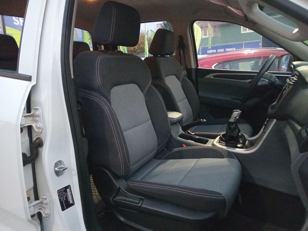 MAXUS - 33