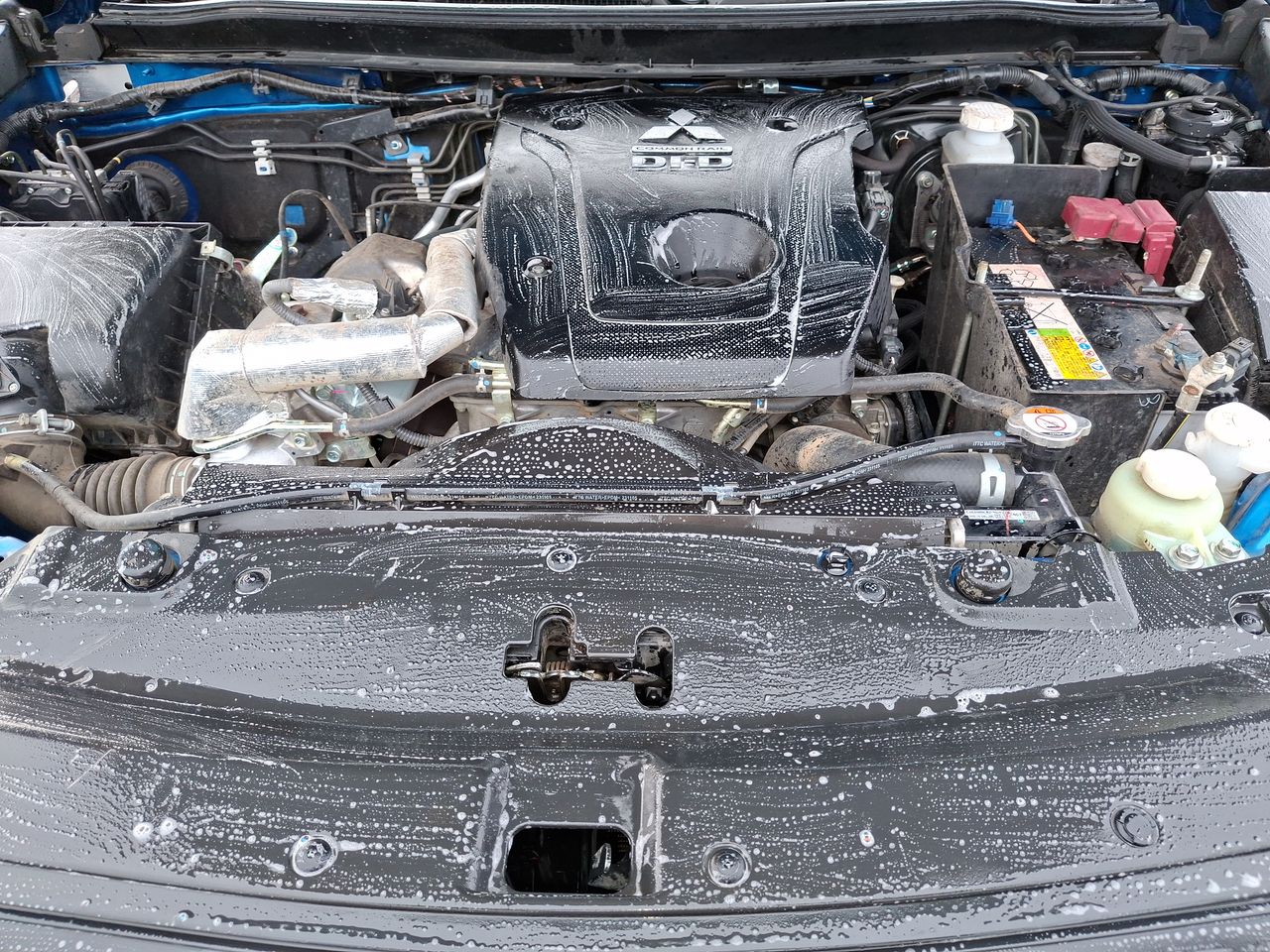 MITSUBISHI - 8