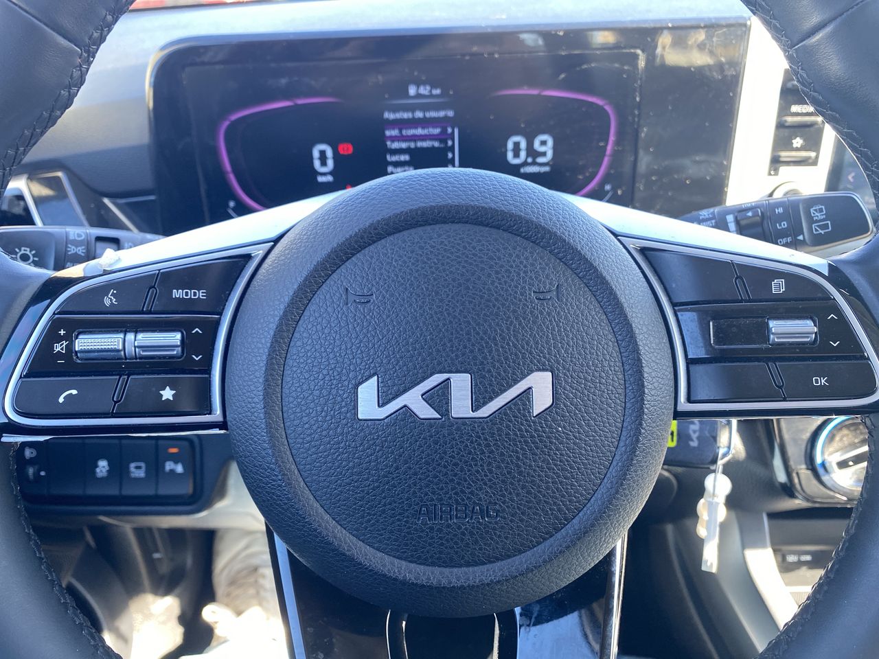 KIA - 27