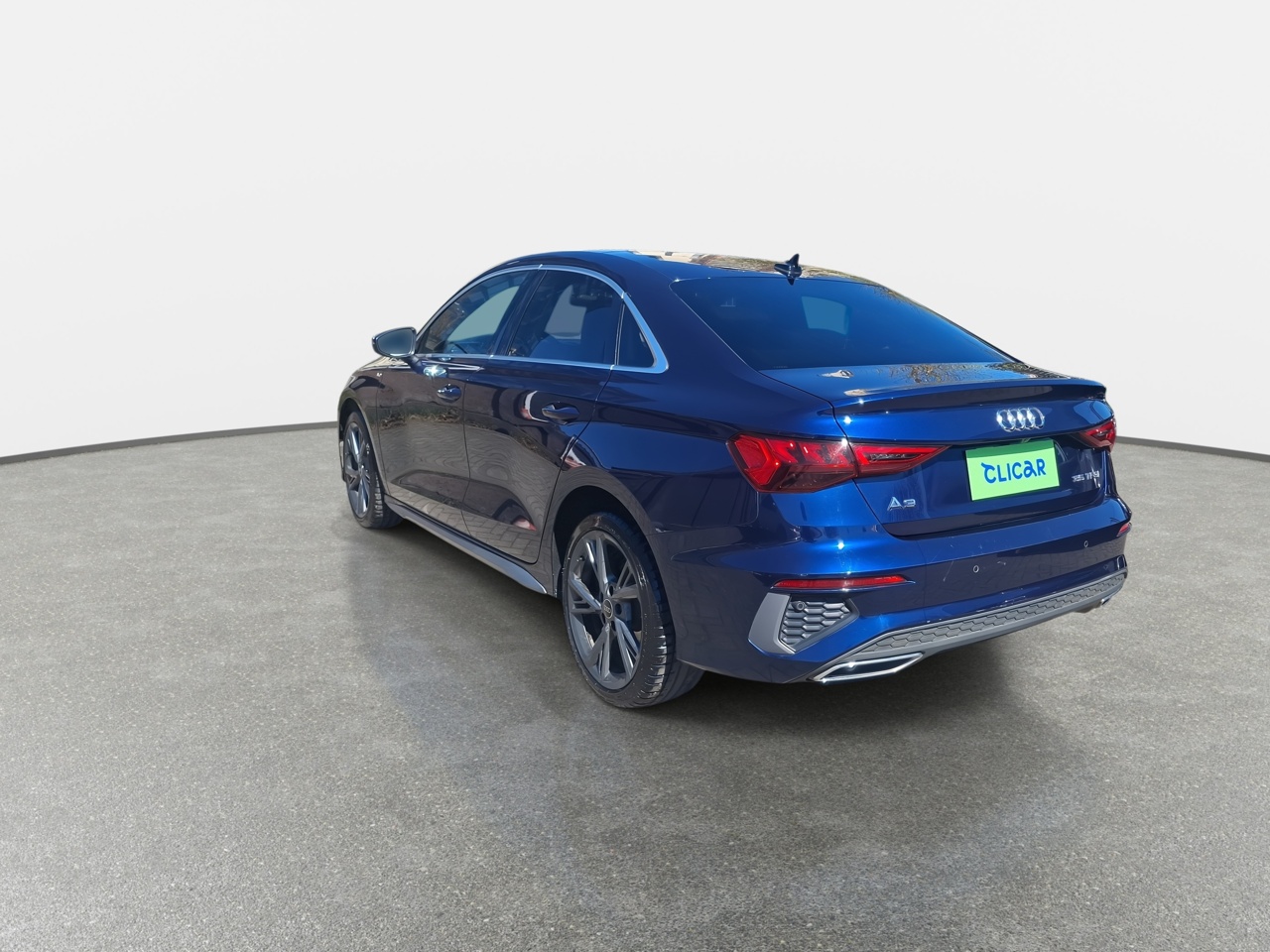 AUDI - 5
