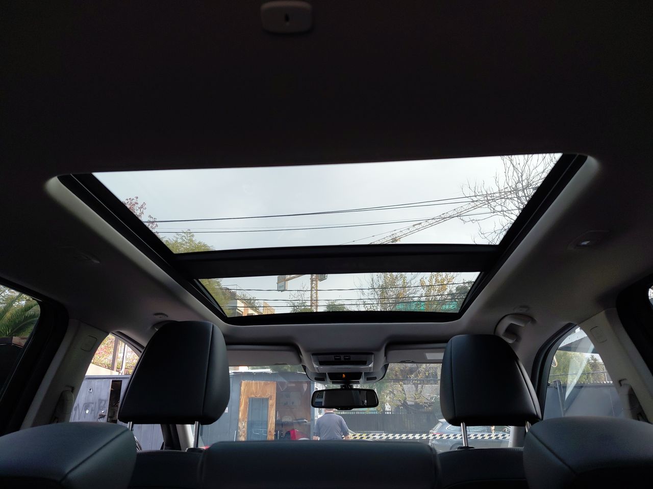 NISSAN - 24