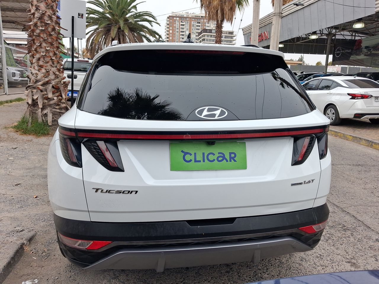 HYUNDAI - 6