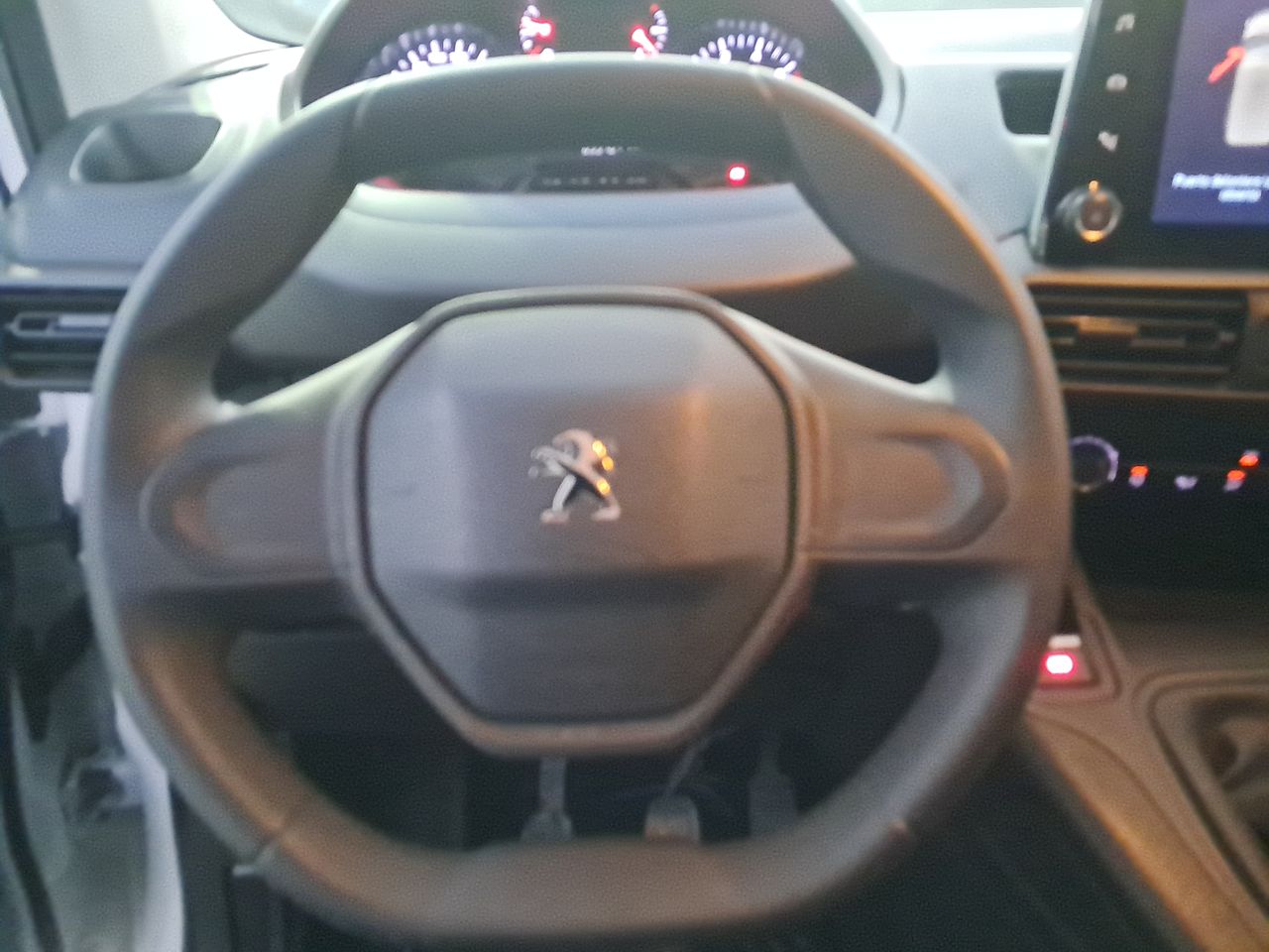 PEUGEOT - 16