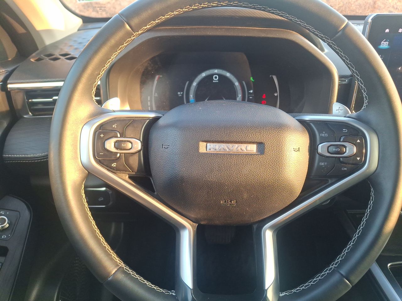 Haval Jolion — foto 15 de 22