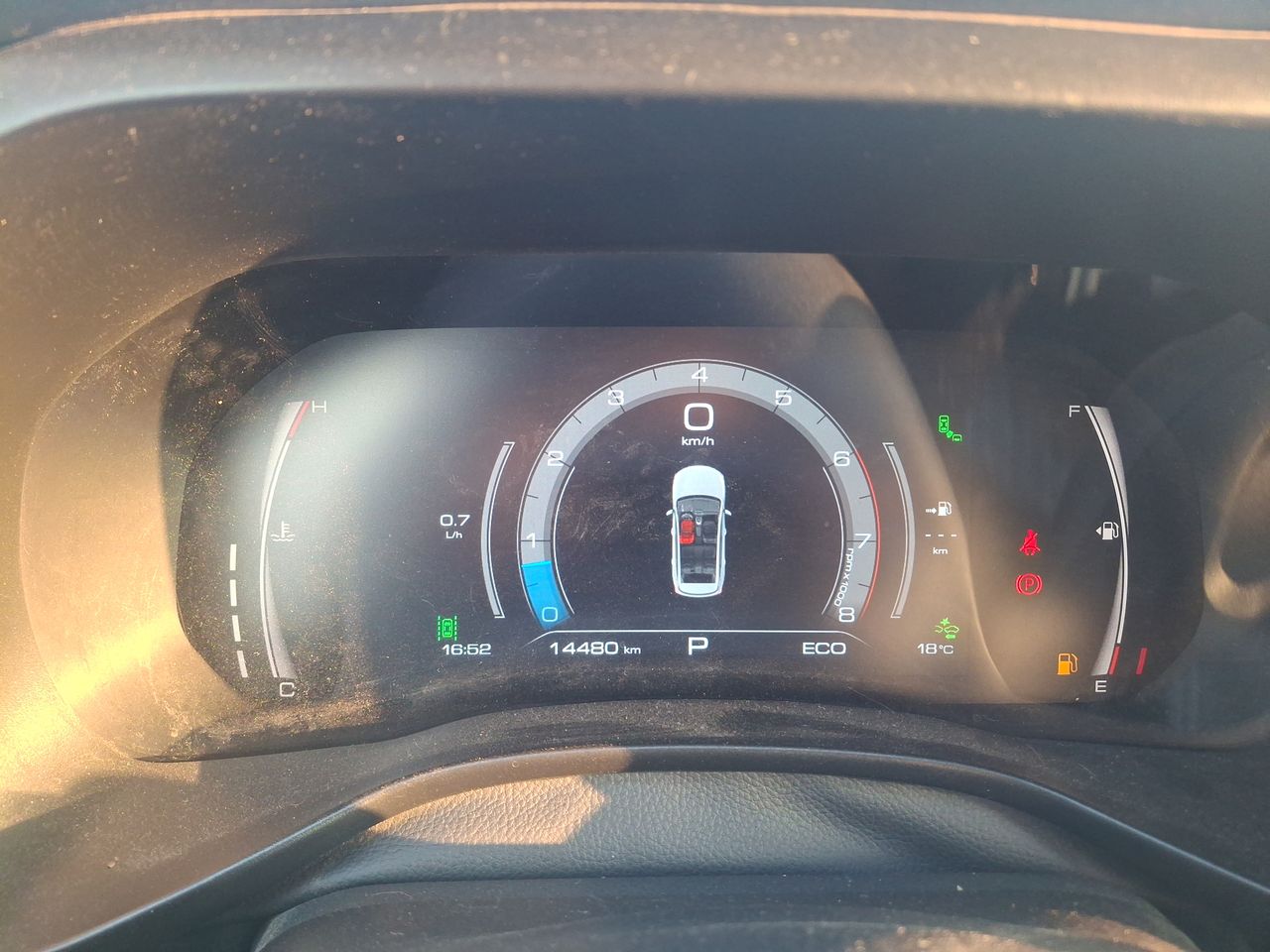 Haval Jolion — foto 17 de 22