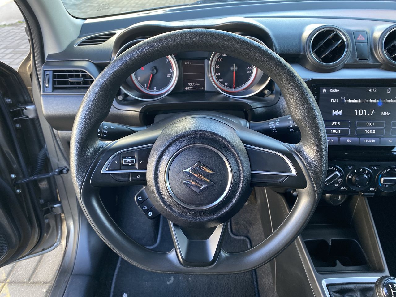 SUZUKI - 17