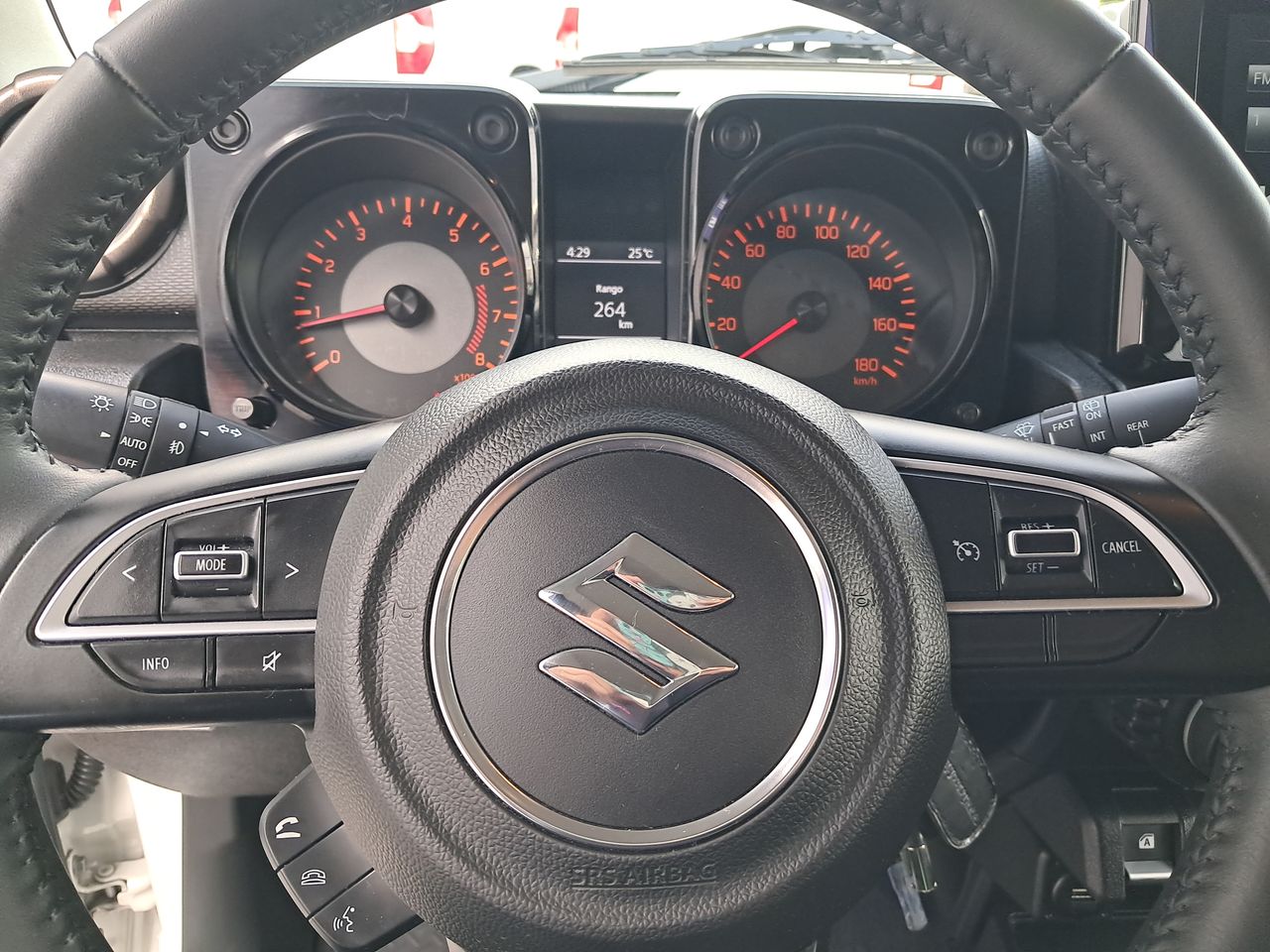 SUZUKI - 24