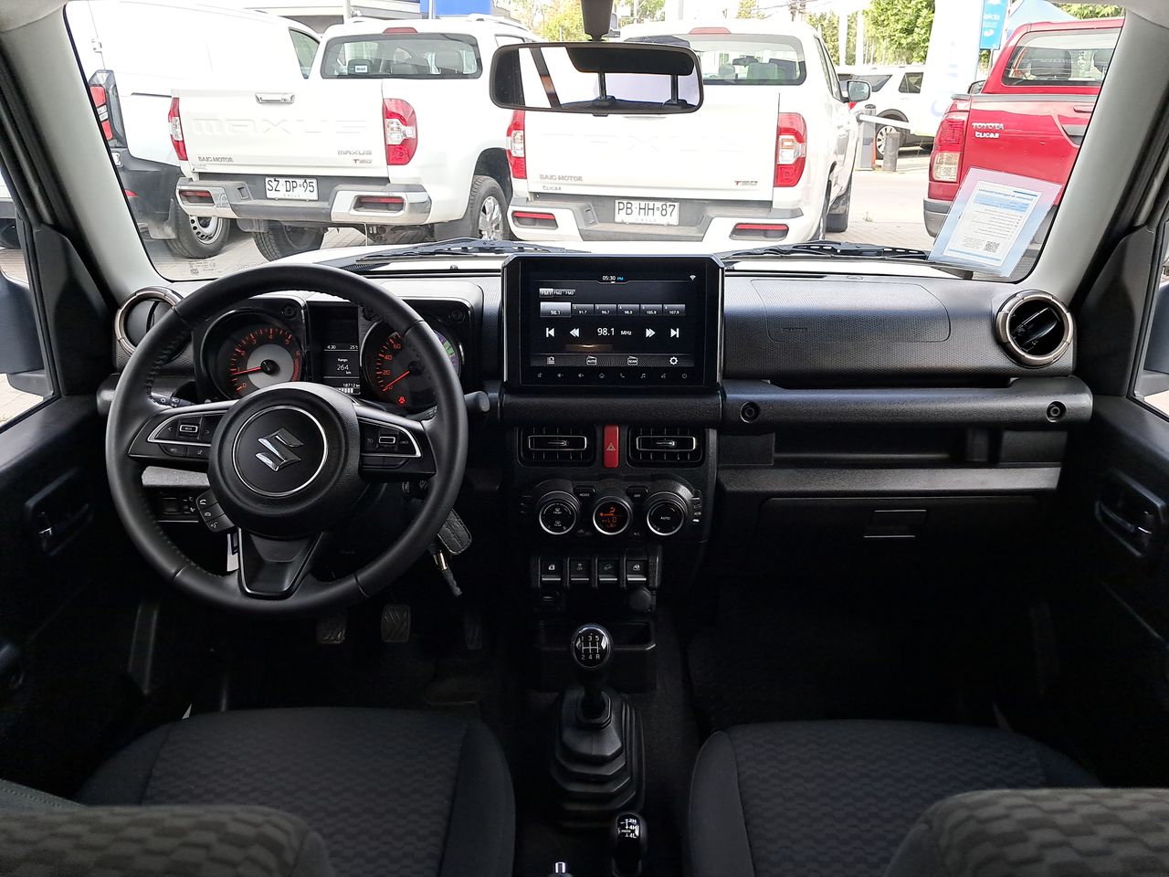 SUZUKI - 8