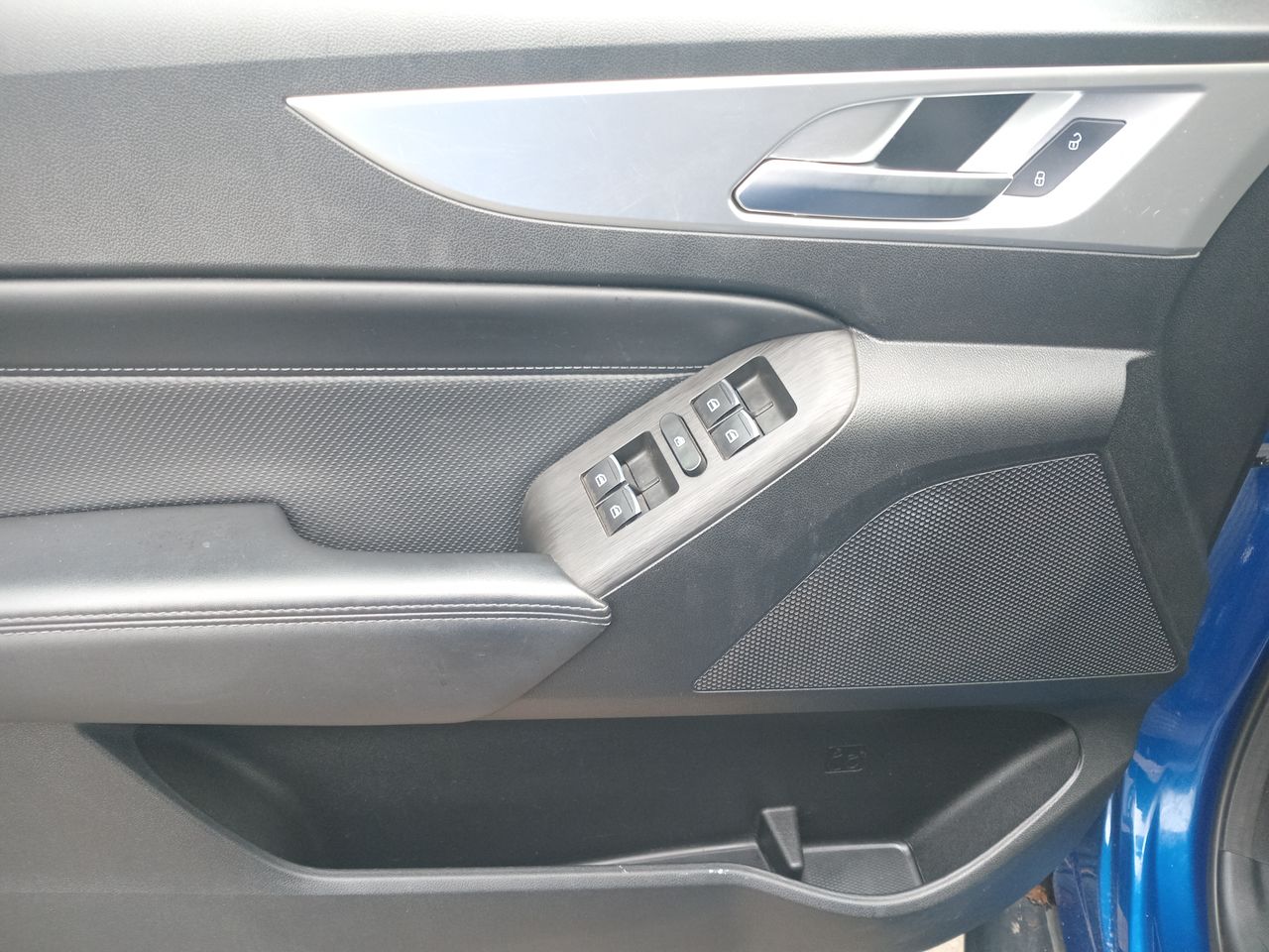 Suzuki Celerio — foto 12 de 25