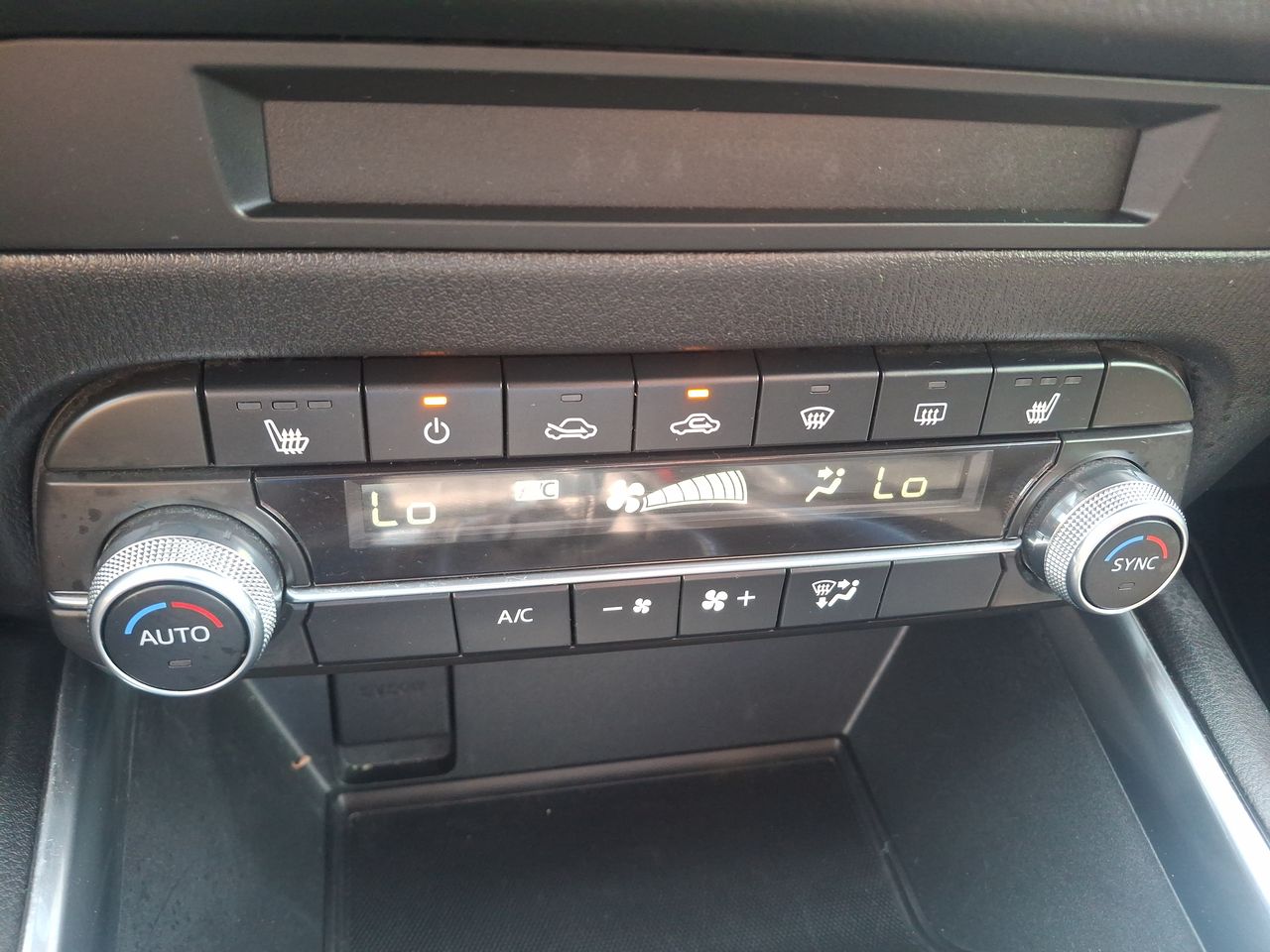 MAZDA - 27