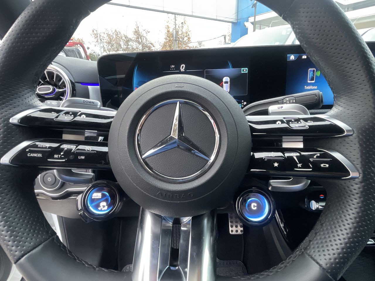 MERCEDES BENZ - 25