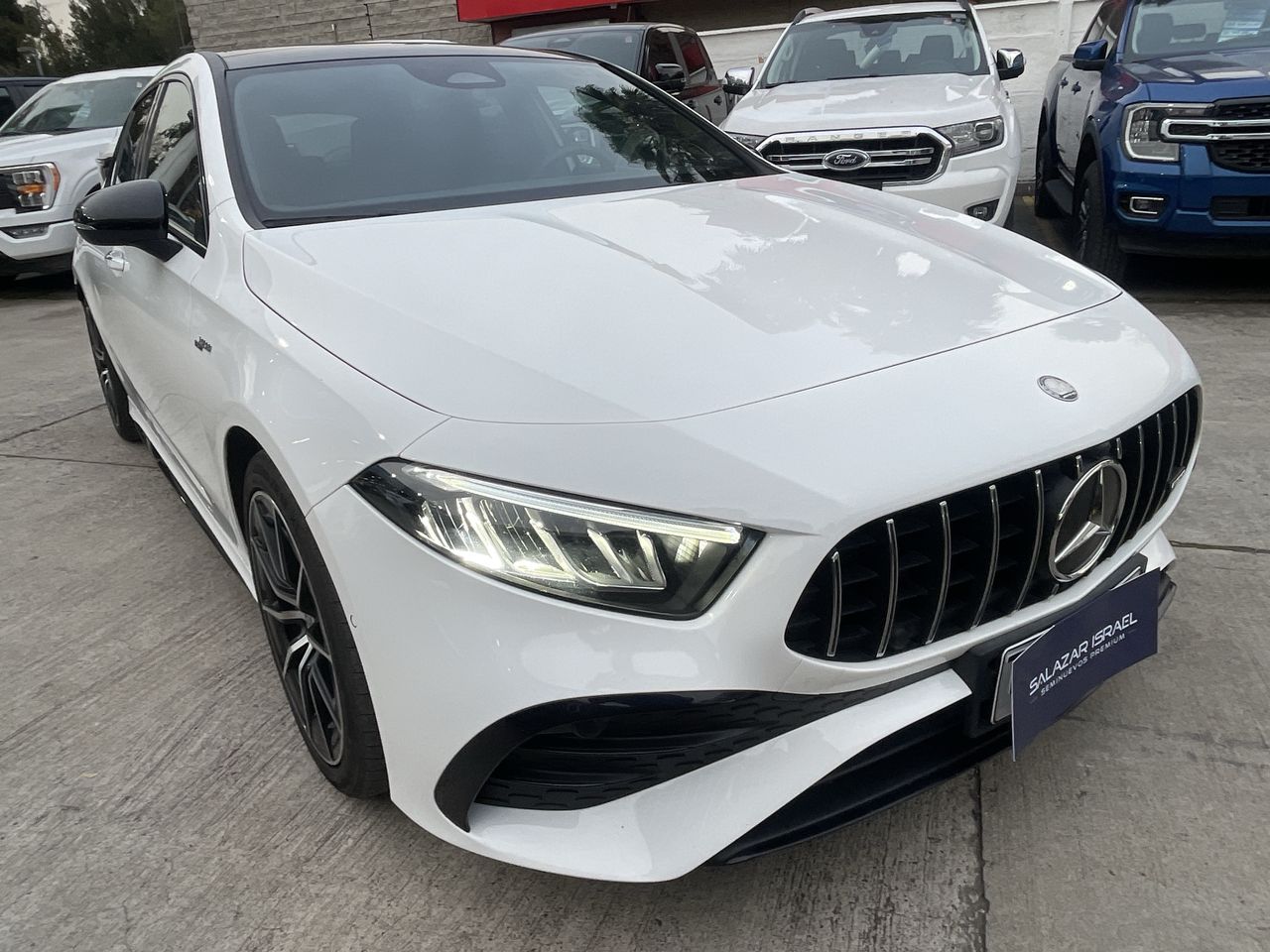 MERCEDES BENZ - 1