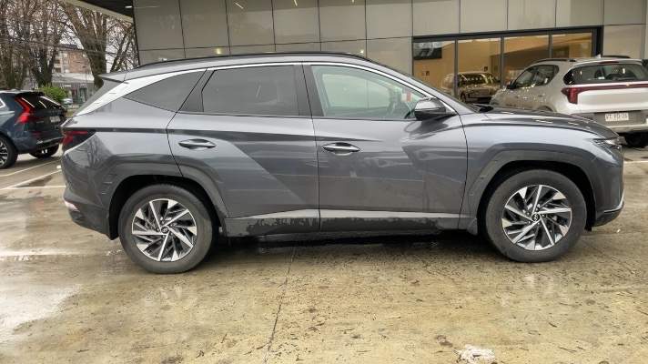 HYUNDAI - 2