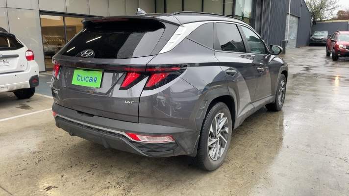 HYUNDAI - 3