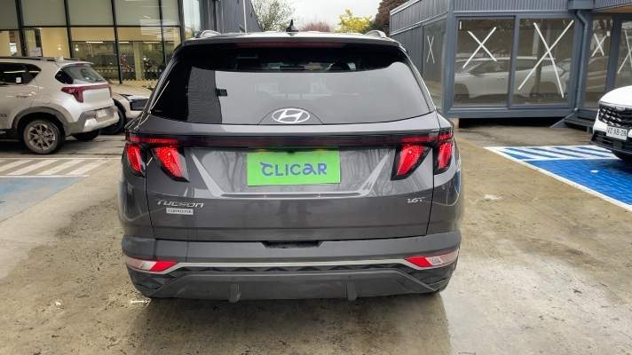 HYUNDAI - 4