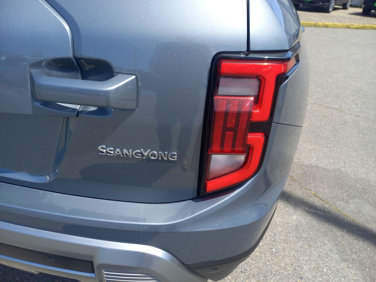 SSANGYONG - 19