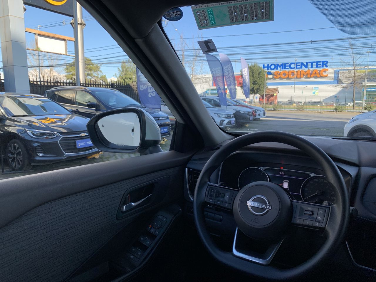 NISSAN - 16