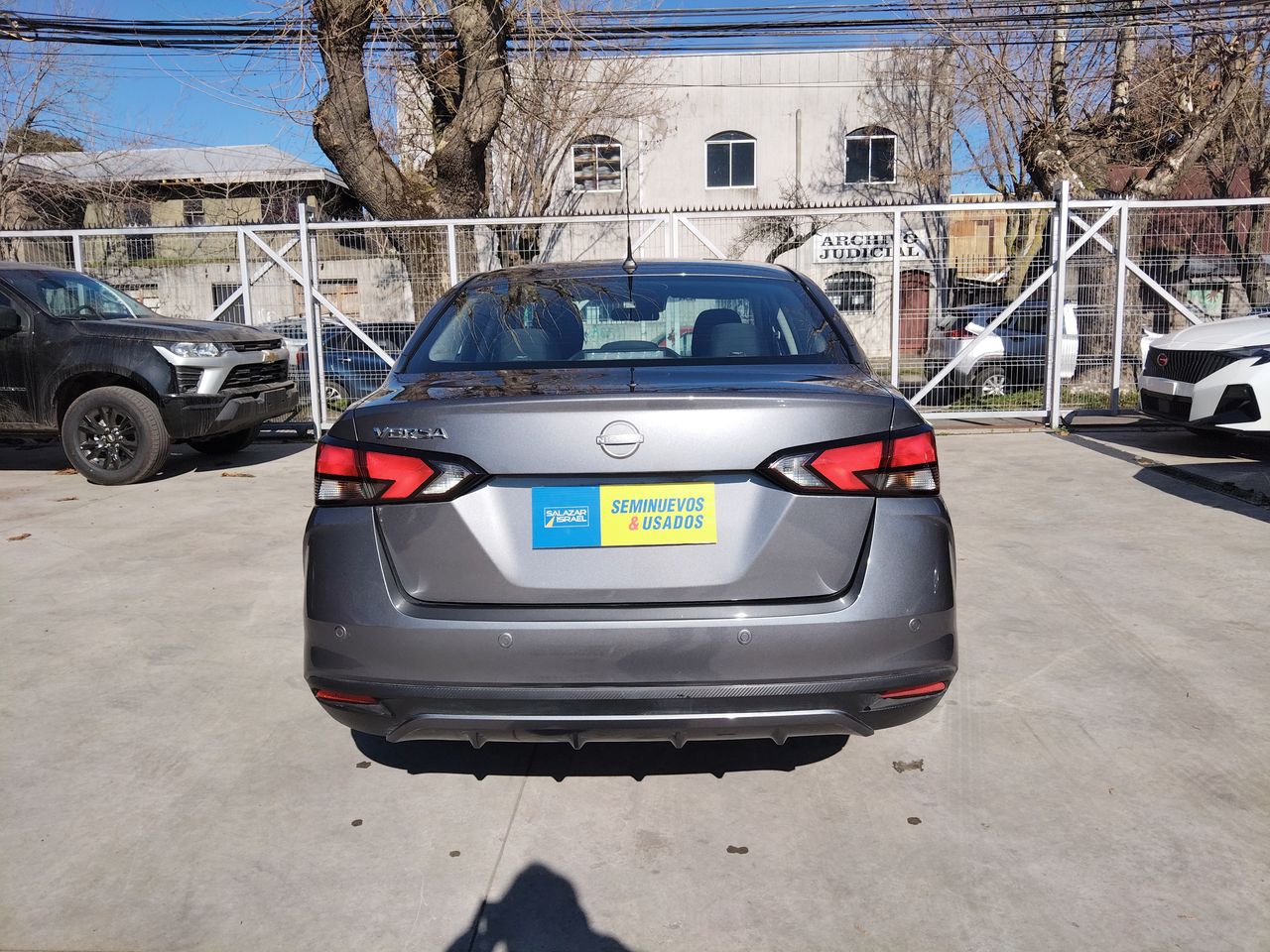 NISSAN - 6