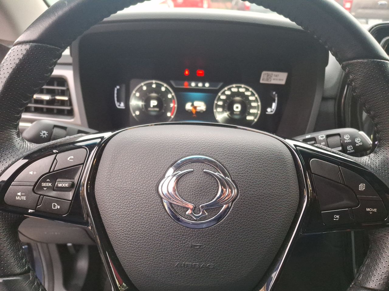 SSANGYONG - 18