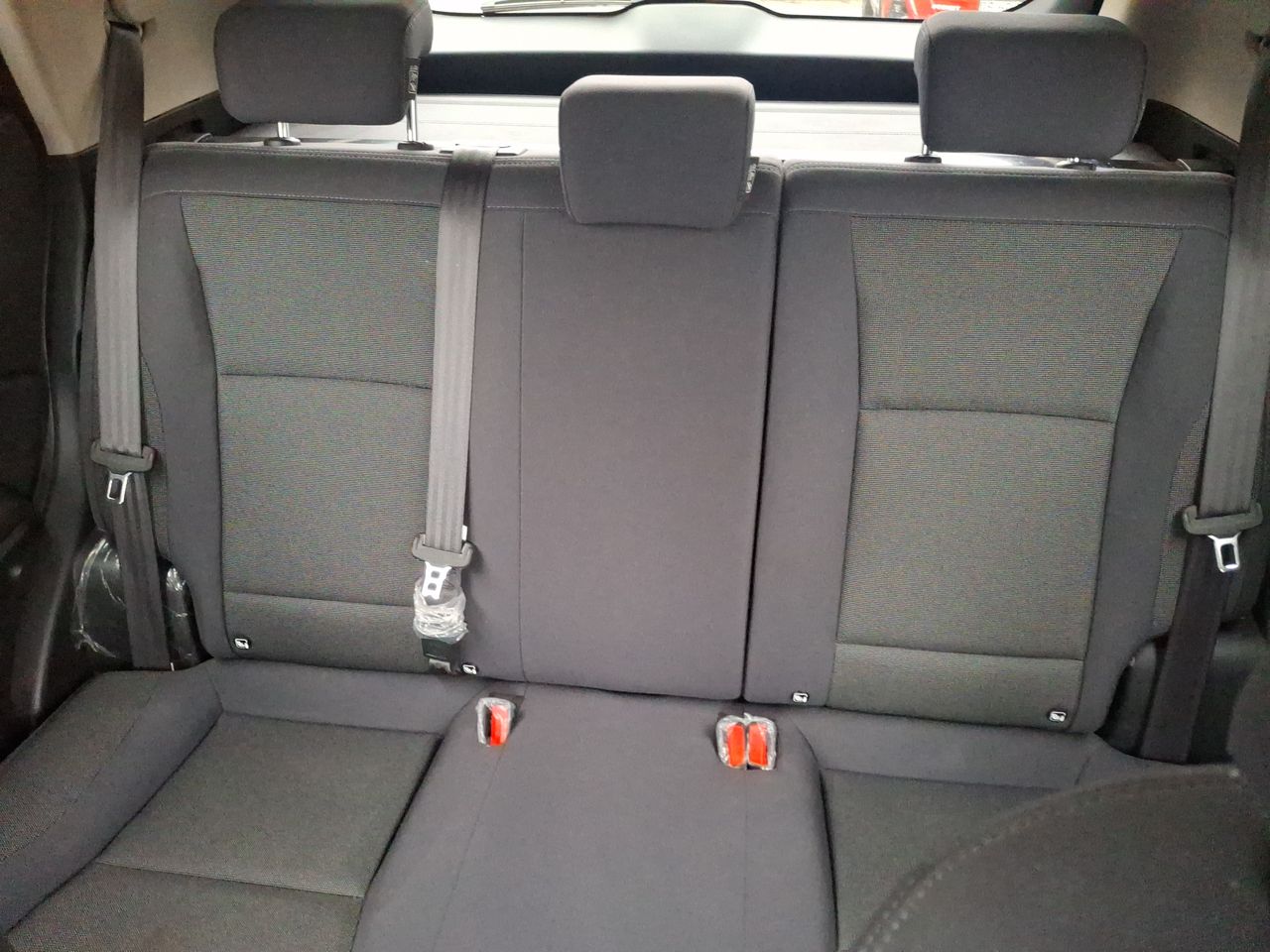 SSANGYONG - 26