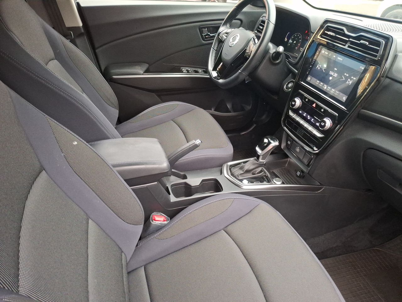 SSANGYONG - 7