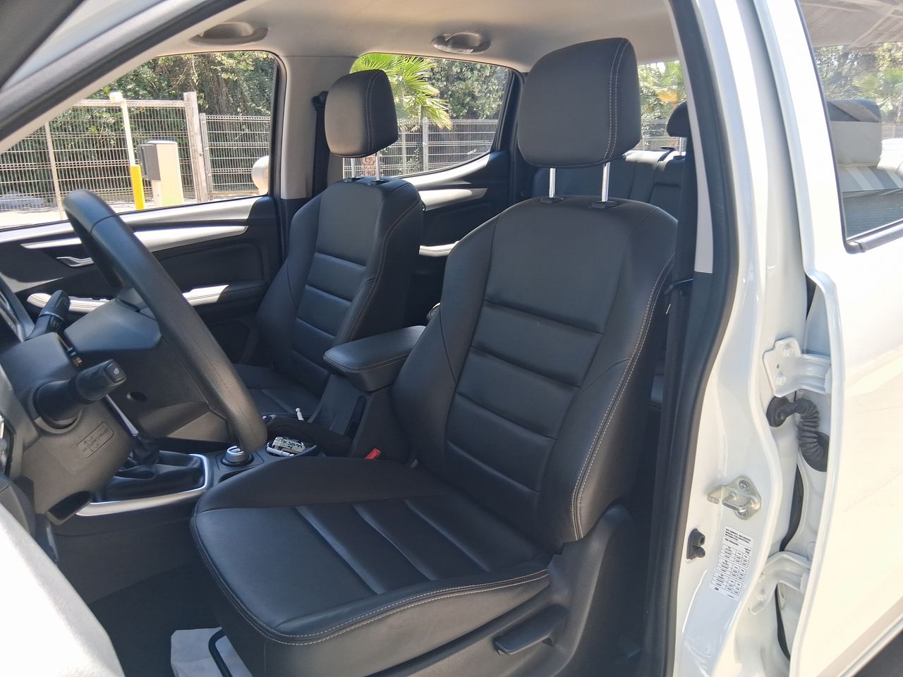 JIM (JIANGXI ISUZU MOTORS) - 19