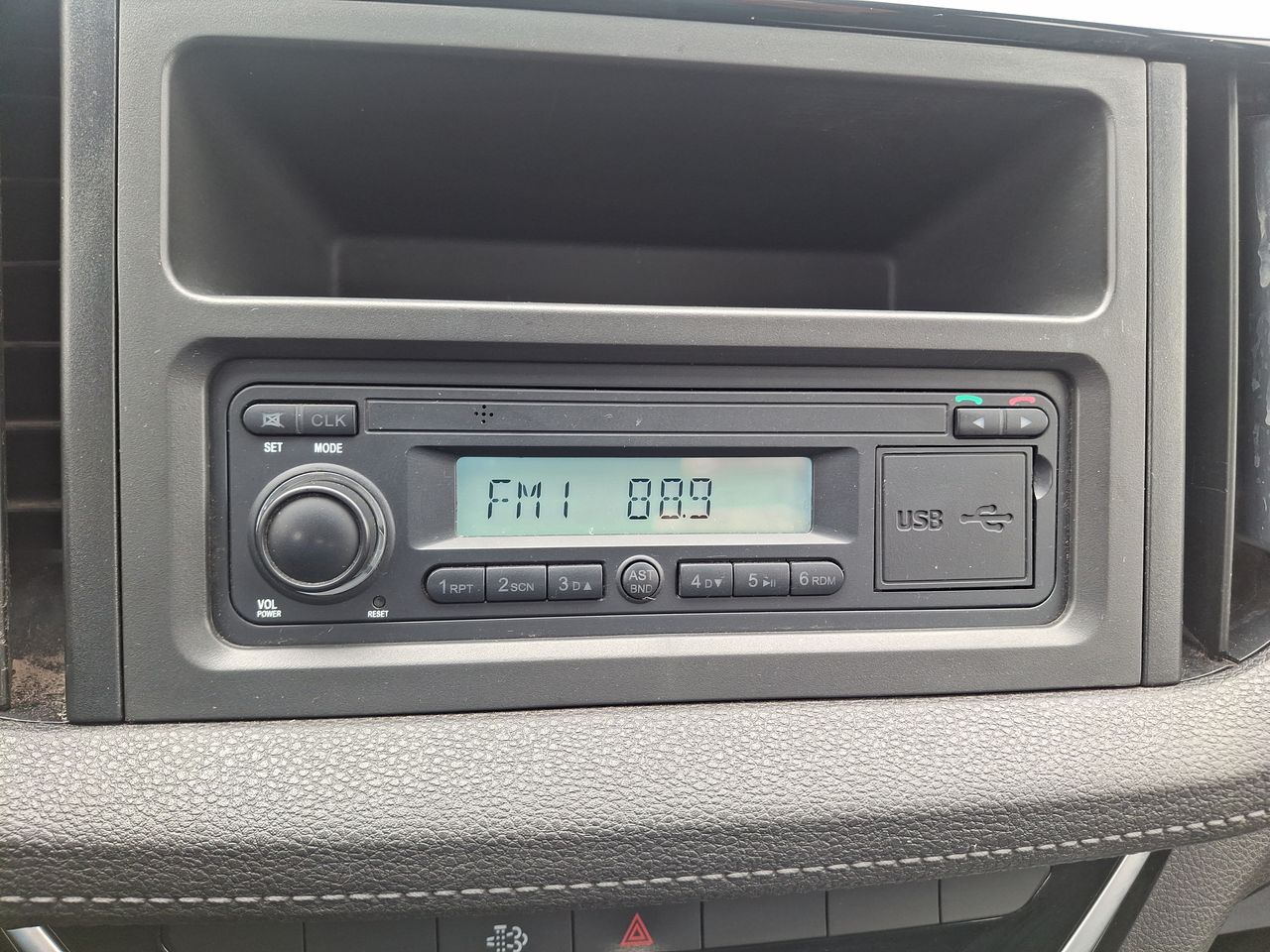 JIM (JIANGXI ISUZU MOTORS) - 26