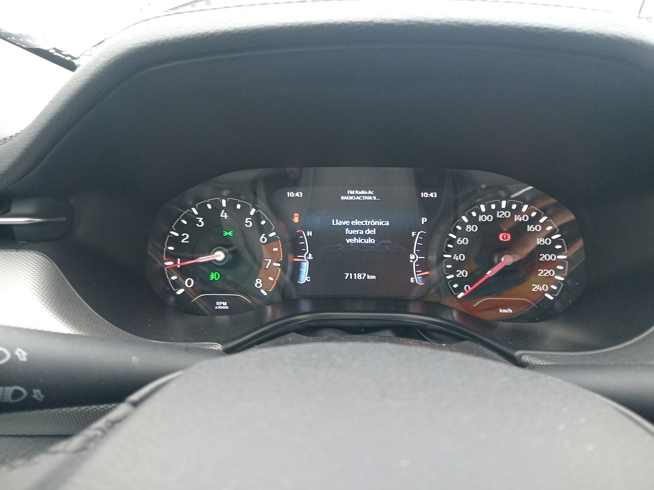 Jeep Compass — foto 27 de 35