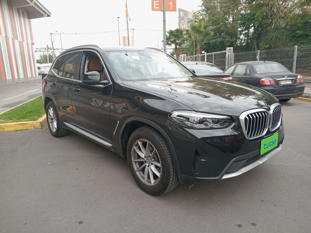 BMW - 1