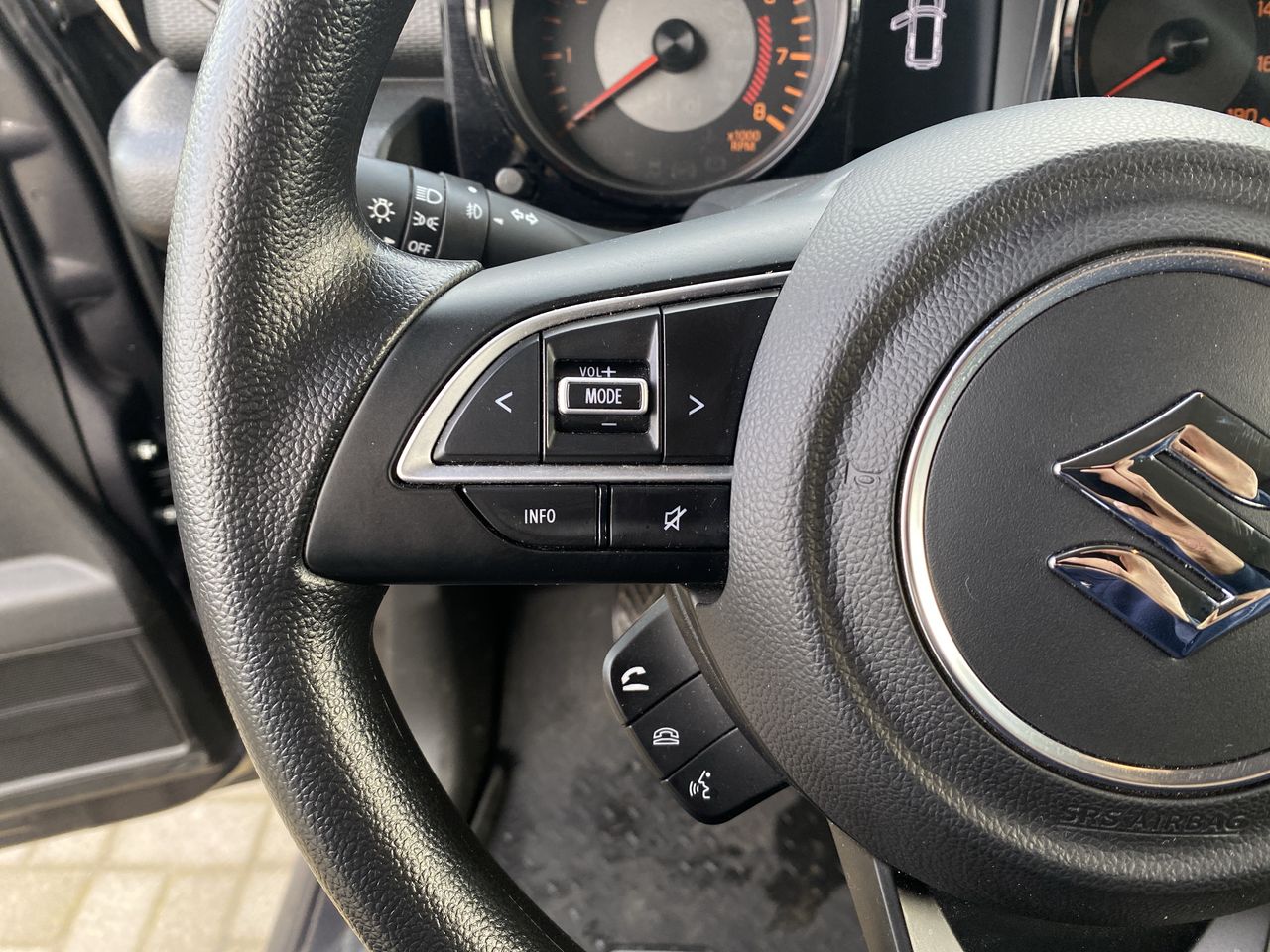 SUZUKI - 18