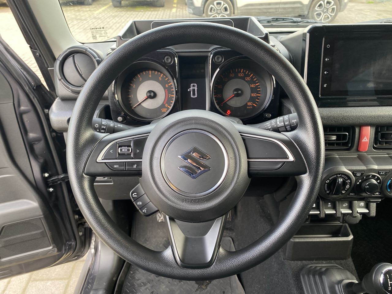 SUZUKI - 17