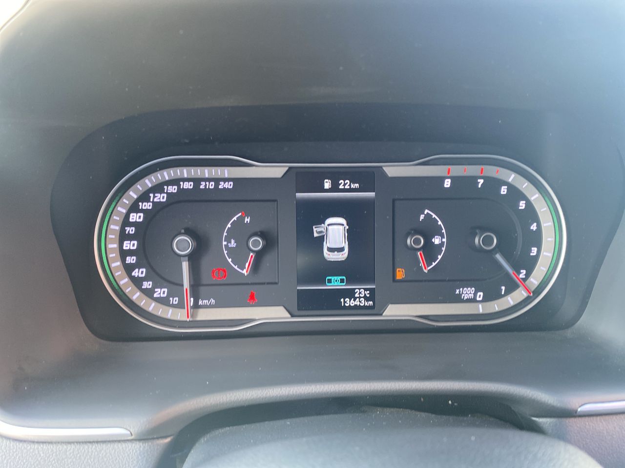 HYUNDAI - 27