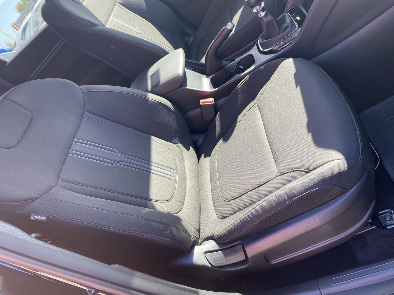 HYUNDAI - 33