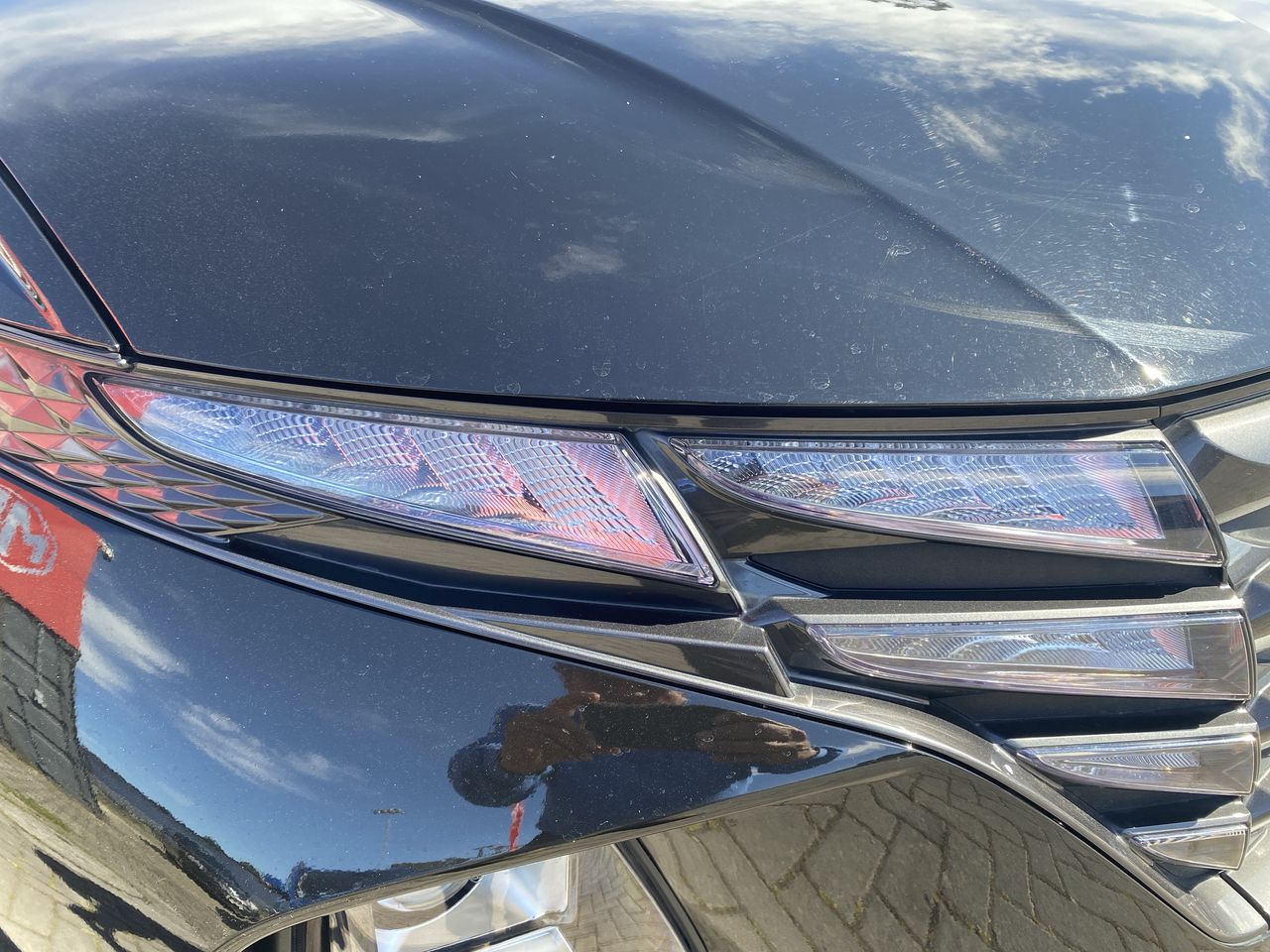 HYUNDAI - 18