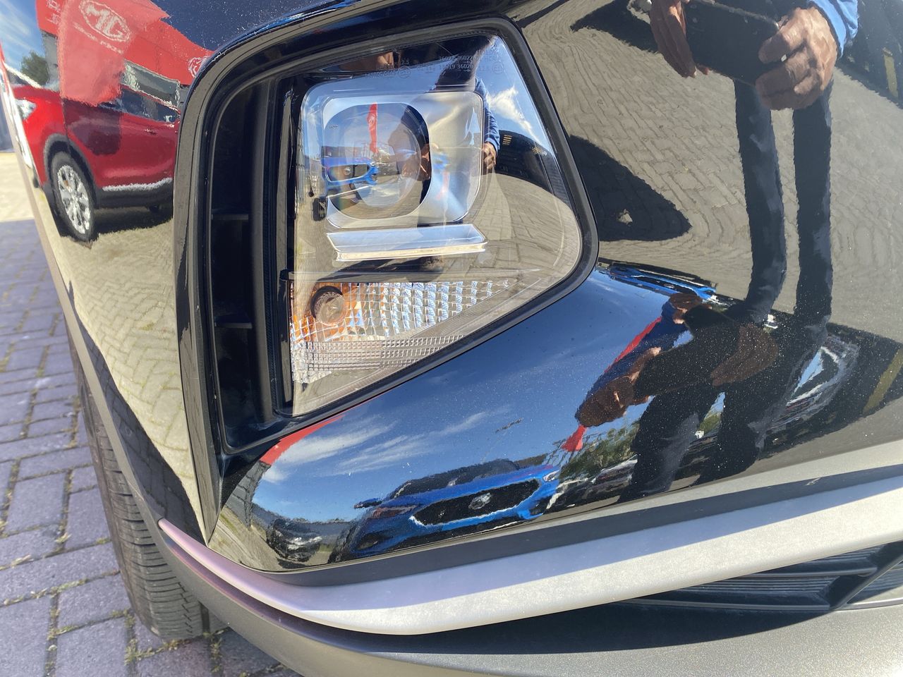 HYUNDAI - 19
