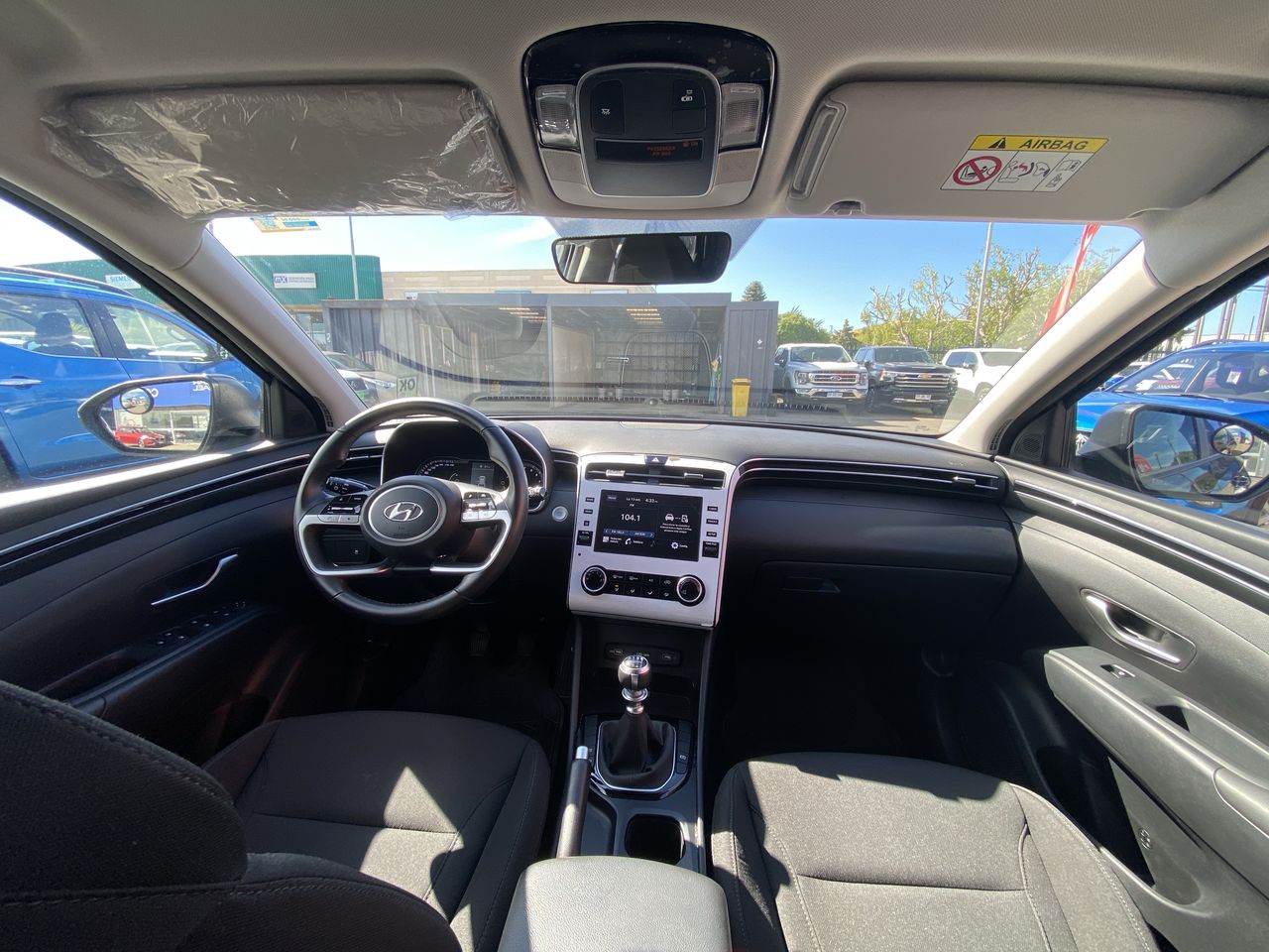 HYUNDAI - 9