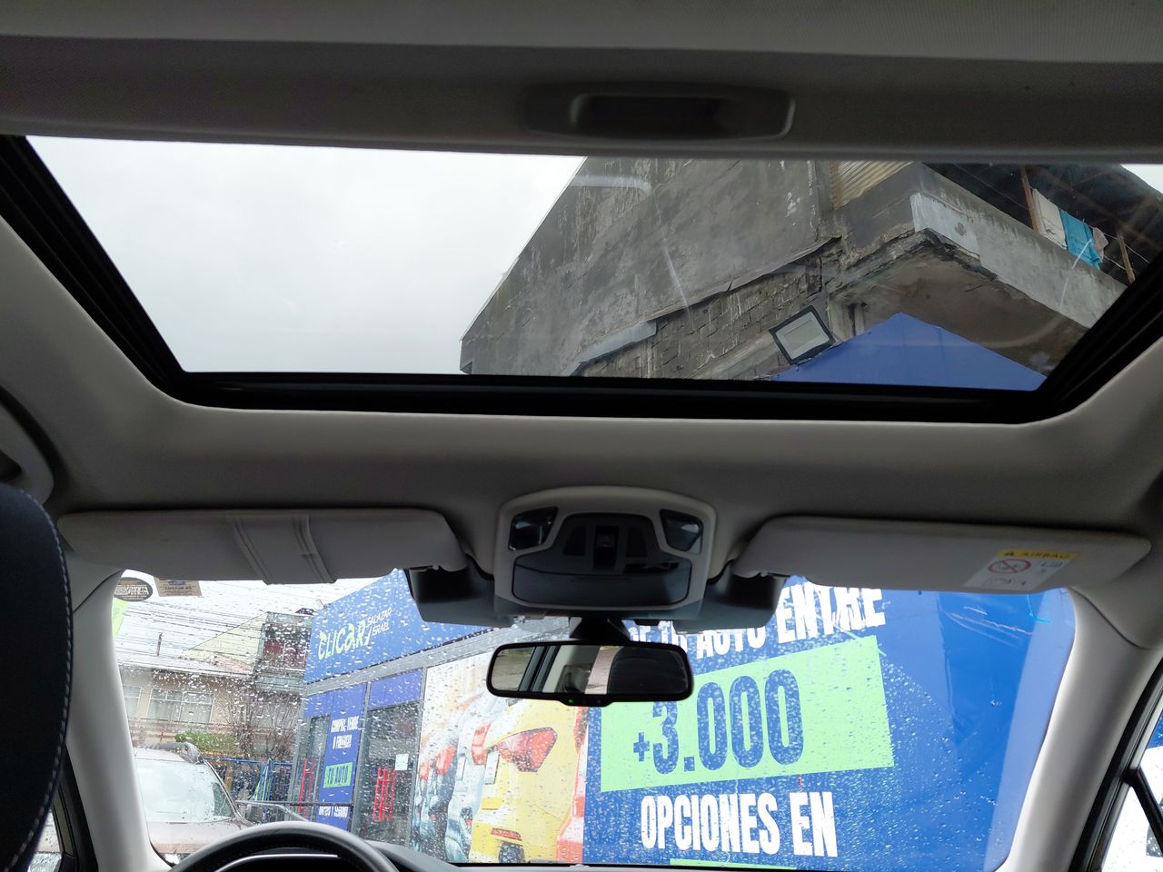 Subaru Outback — foto 31 de 34