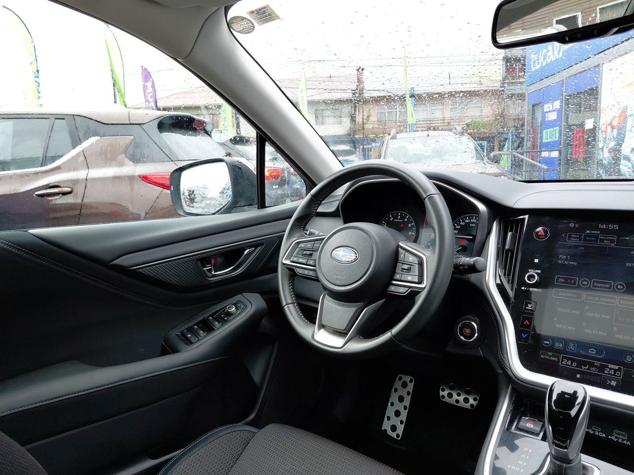 Subaru Outback — foto 15 de 34