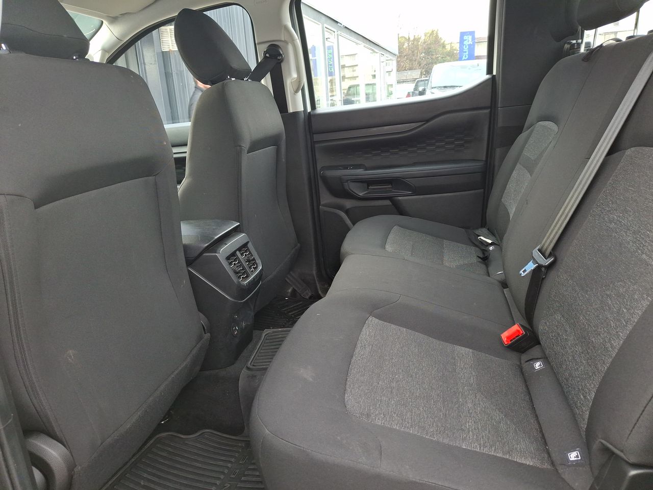 Ford Ranger — foto 11 de 35