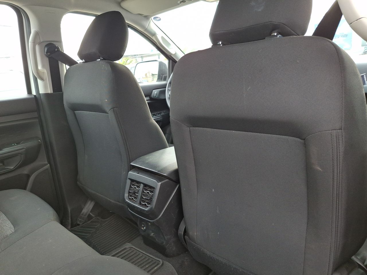 Ford Ranger — foto 13 de 35