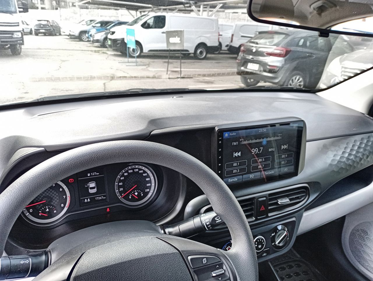 HYUNDAI - 32