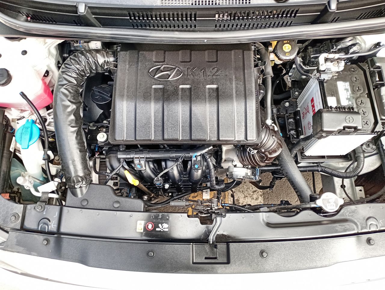 HYUNDAI - 18