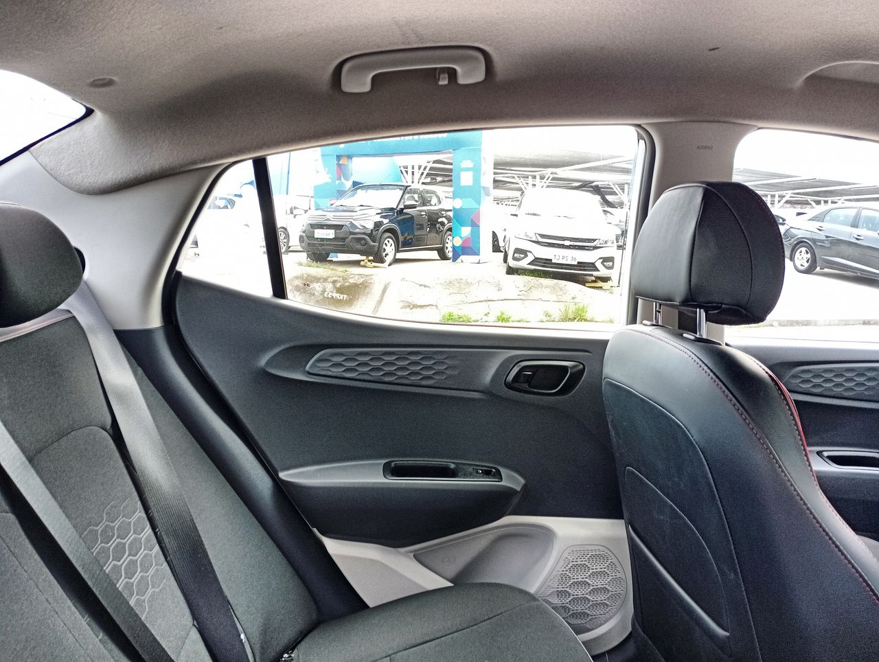HYUNDAI - 14