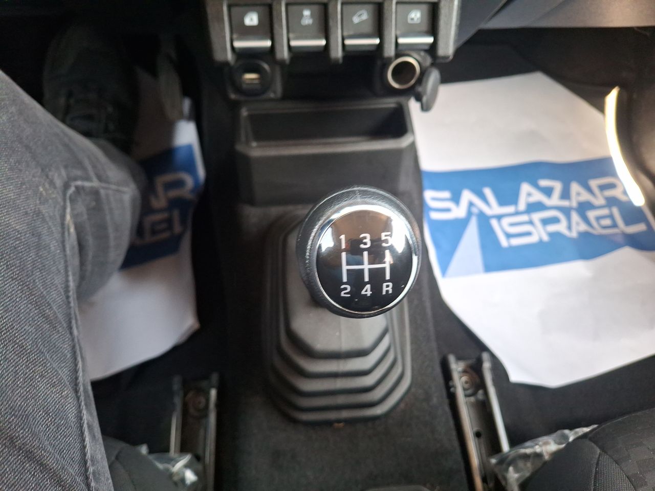 SUZUKI - 28