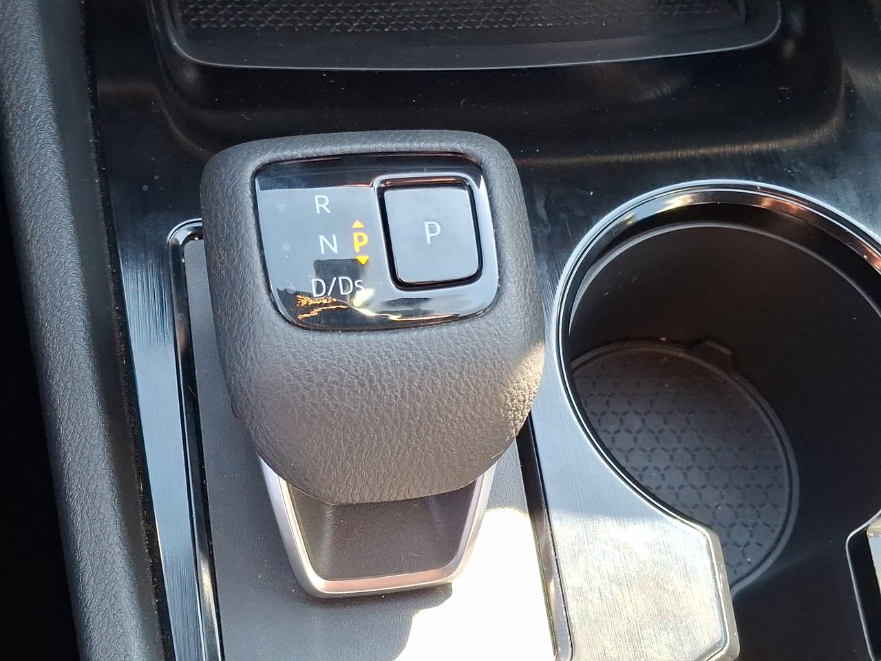 NISSAN - 30