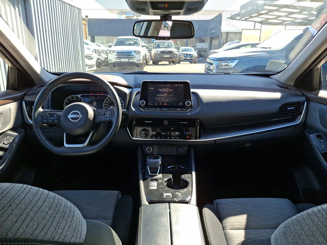 NISSAN - 31