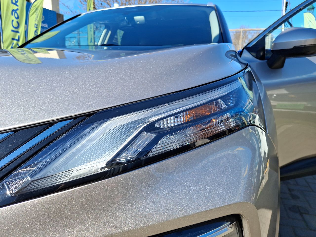 NISSAN - 17