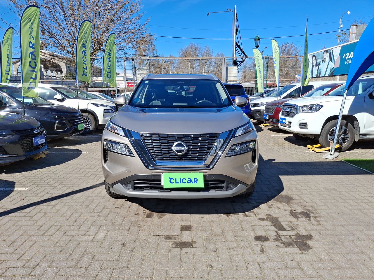 NISSAN - 2