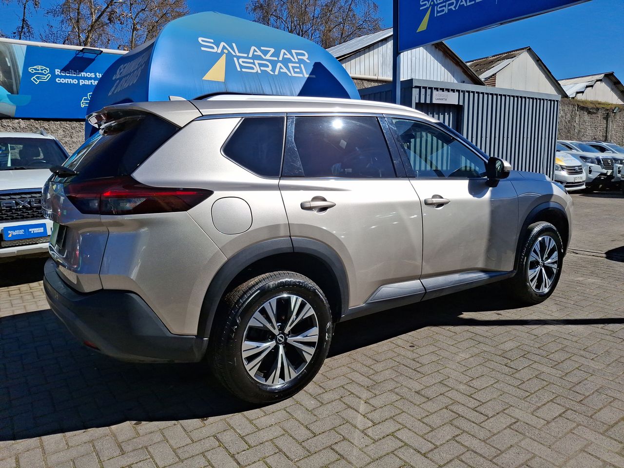 NISSAN - 7