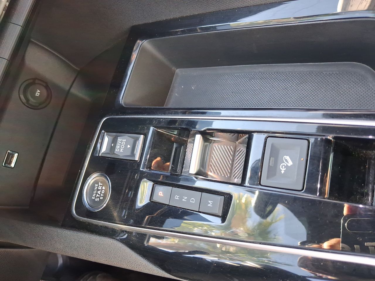PEUGEOT - 20